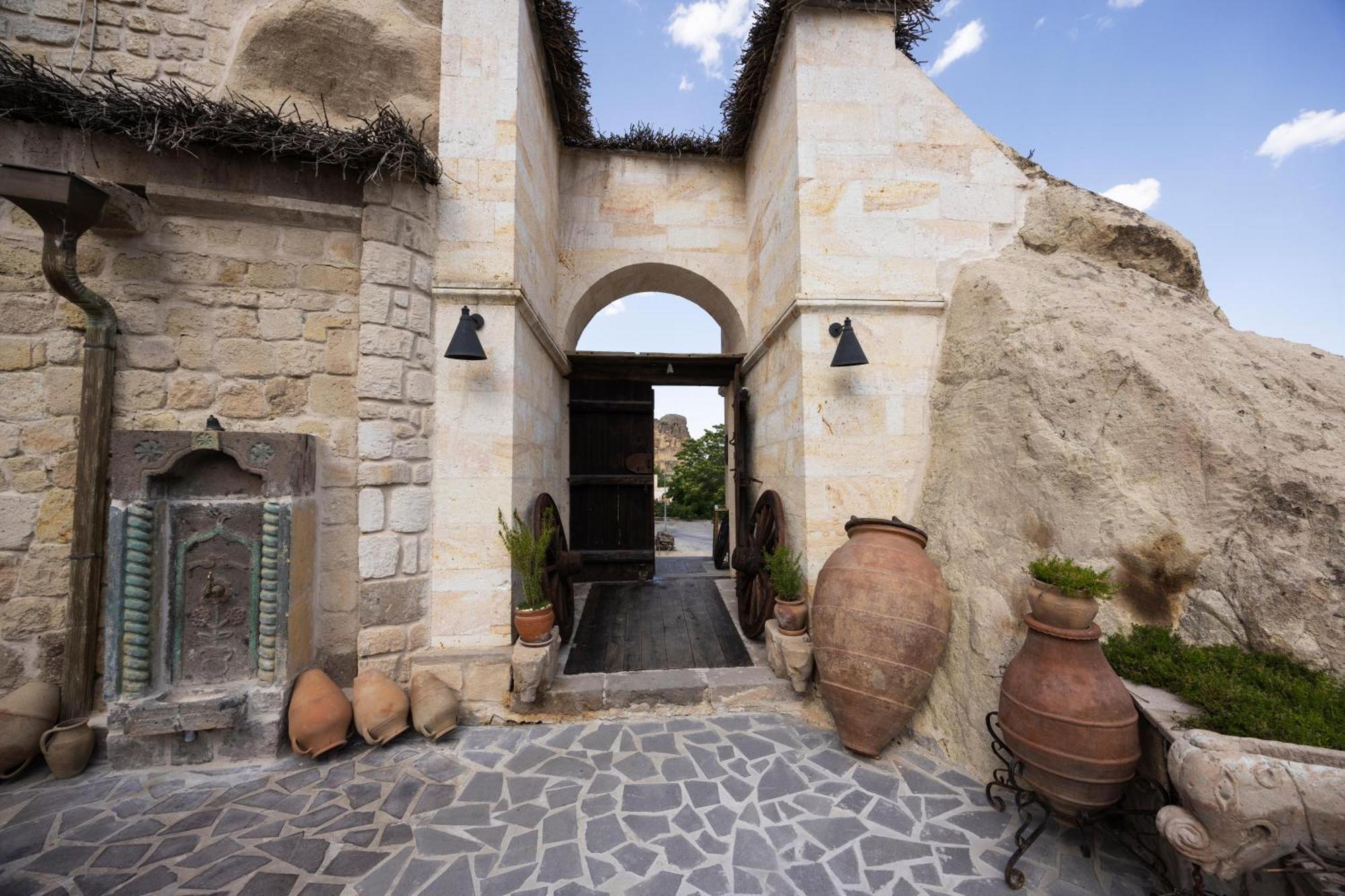 Tafoni Houses Cave Hotel Ortahisar Εξωτερικό φωτογραφία