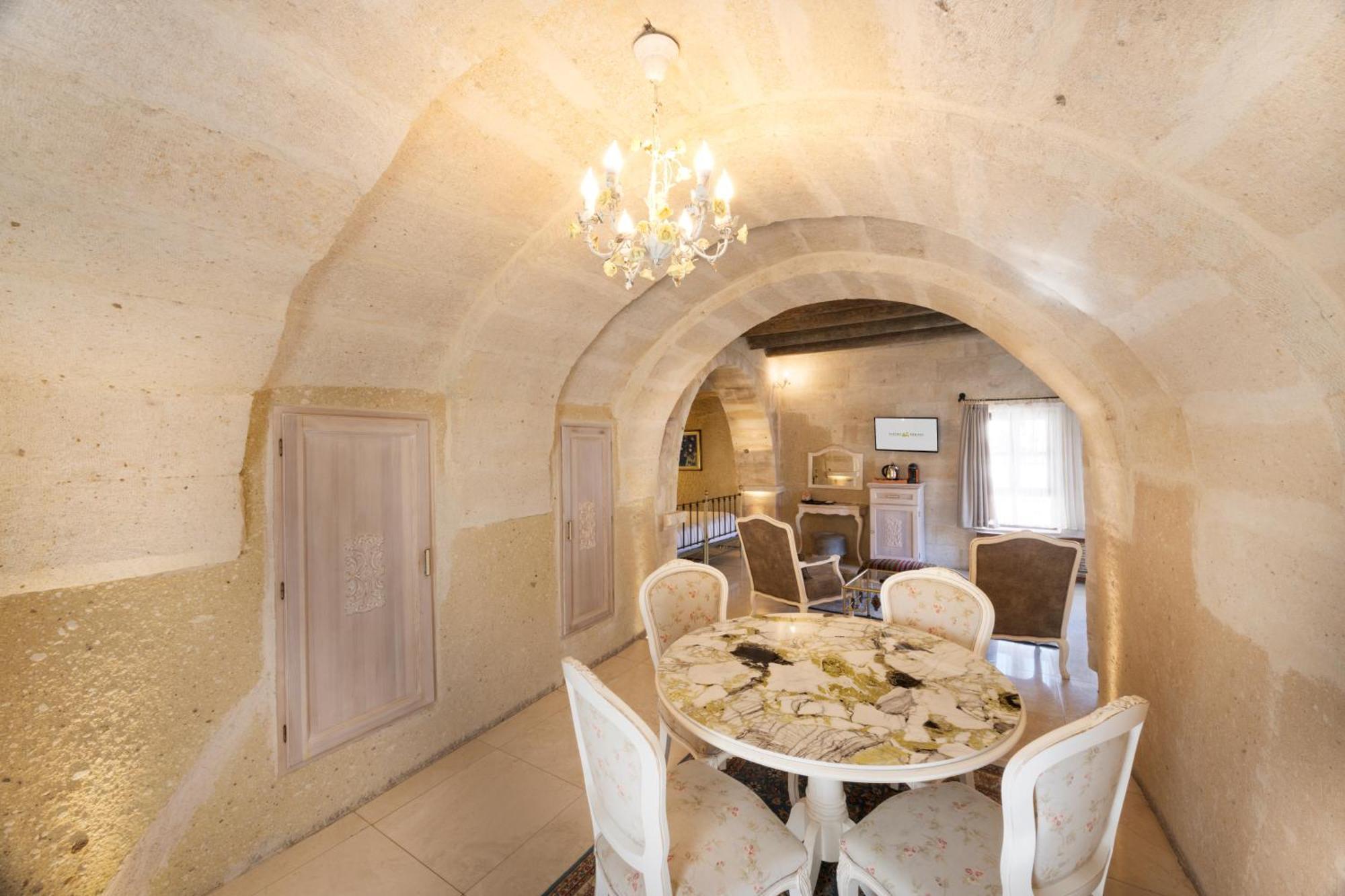 Tafoni Houses Cave Hotel Ortahisar Εξωτερικό φωτογραφία